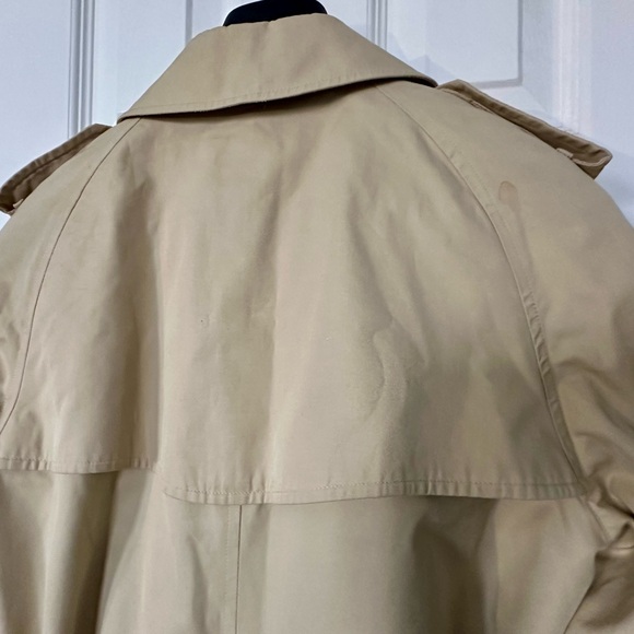 Burberry Beige Trench Coat Sz 8 Petite Made in England - Picture 11 of 16